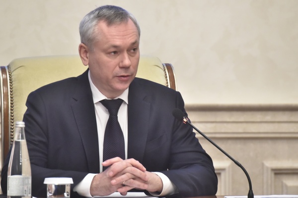 Губернатор Андрей Травников предложил направить Новосибирску дополнительные средства на дорожный ремонт