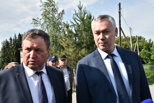 Андрей Травников поручил ускорить строительство соцобъектов в Кочковском районе Новосибирской области