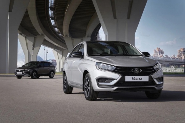 "АвтоВАЗ" назвал цены и комплектации всей линейки новых LADA Vesta