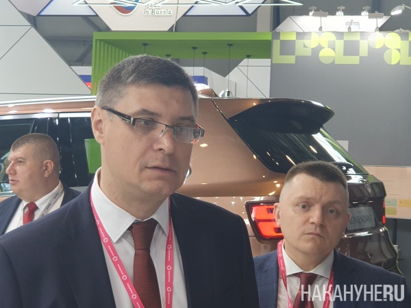 Делегация Владимирской области со главе с губернатором работает на площадке международной промышленной выставке "Иннопром-2023"