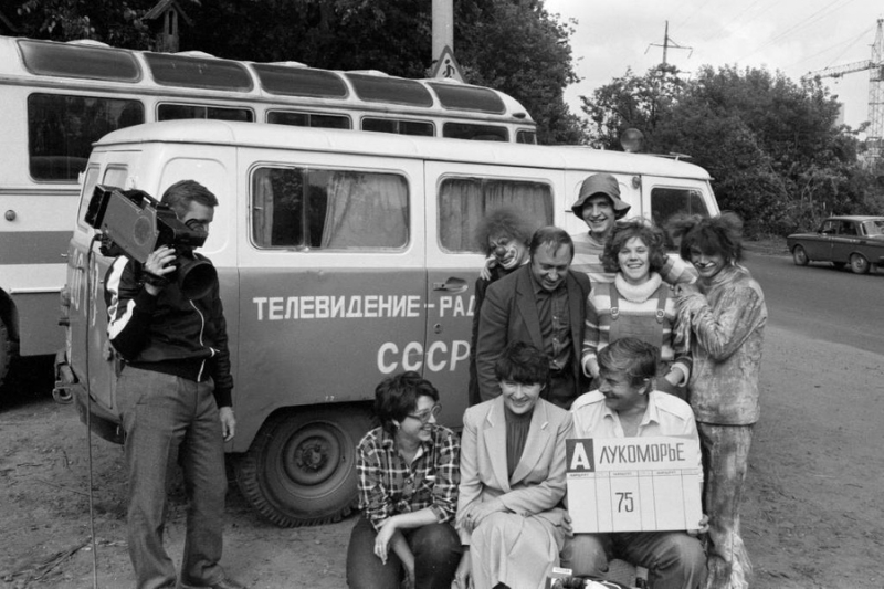 Прилипали к экранам: 7 самых любимых программ на телевидении СССР у советских граждан