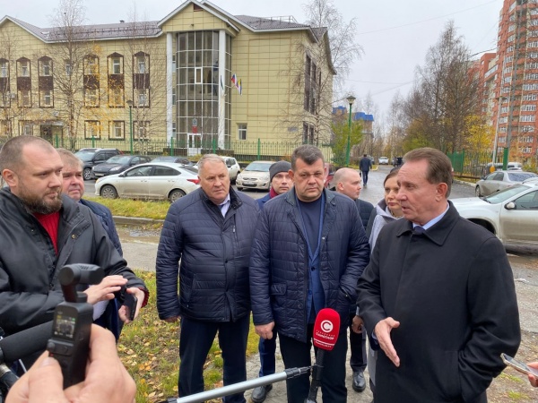Реконструкция и строительство дорог, организация парковочных мест. Депутаты Нижневартовска подвели итоги летней кампании